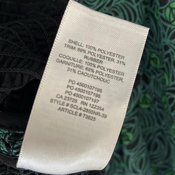 ARITZIA WILFRED Lilith Tempest Floral Roses Green Blouse Size Extra Small - Picture 5 of 9